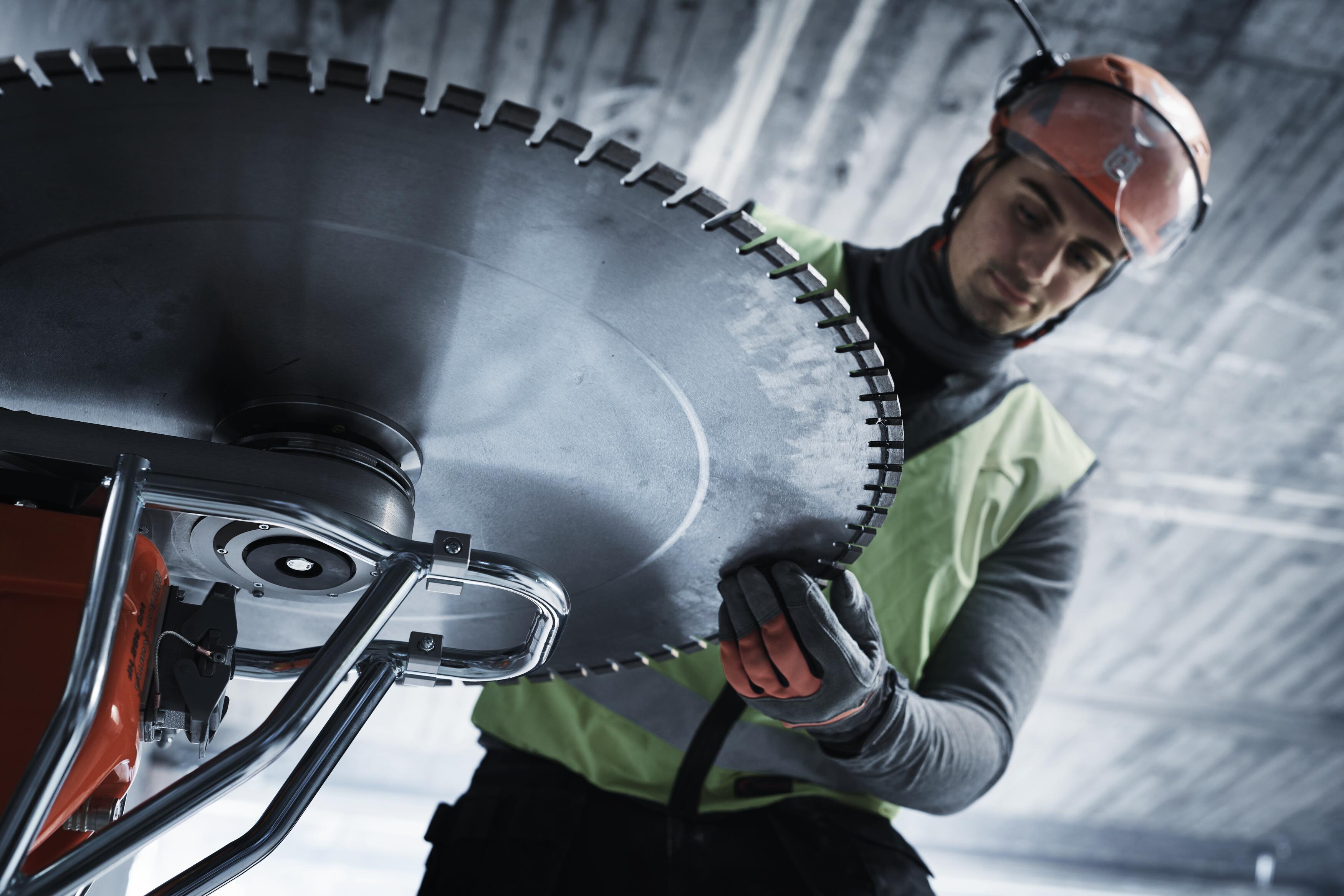Wall Saw user guide support and resource overview.